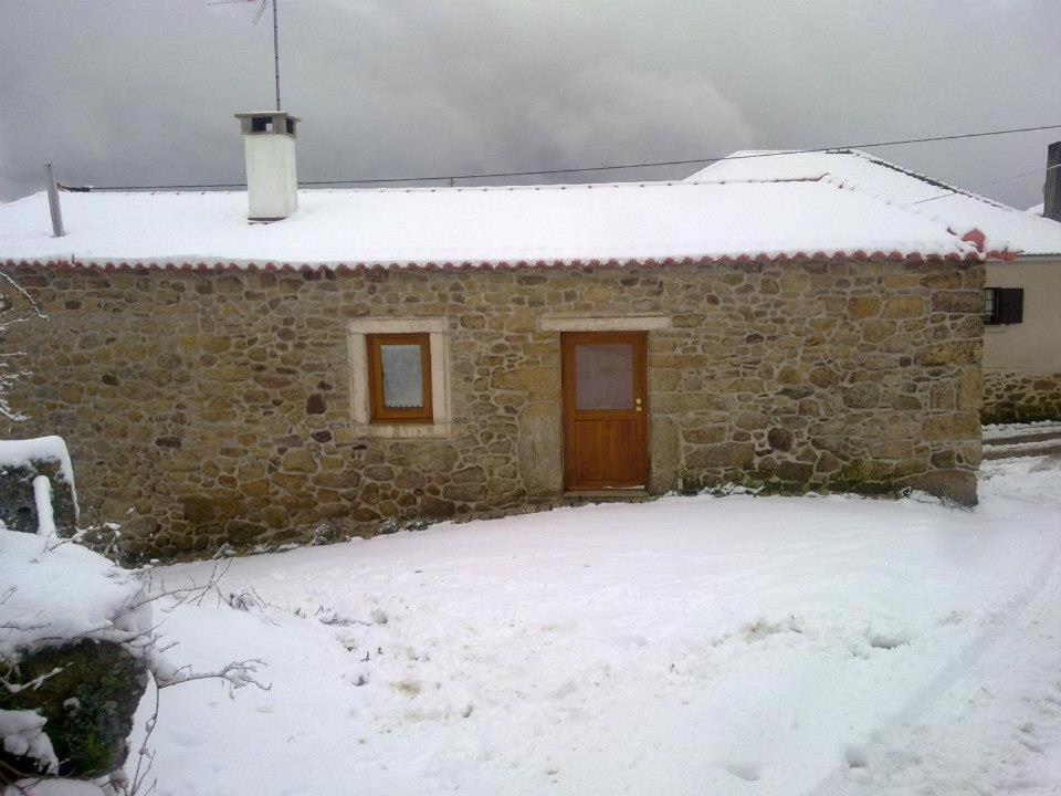 Rebordainhos Casa Do Pelourinhoヴィラ エクステリア 写真